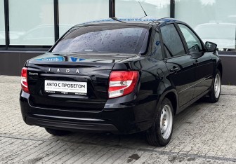 Подержанный автомобиль LADA (ВАЗ) Granta Sedan 2023 года (5 фото)
