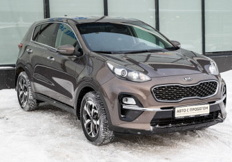 Подержанный автомобиль Kia Sportage 2018 года (7 фото)
