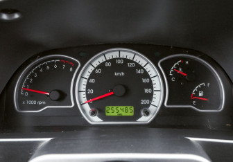 Подержанный автомобиль Daewoo Nexia Sedan 2008 года (16 фото)