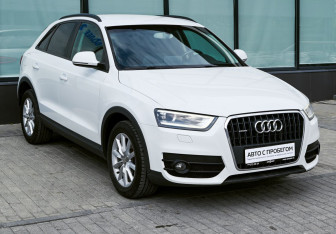 Подержанный автомобиль Audi Q3 2012 года (7 фото)