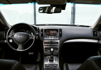 Подержанный автомобиль Infiniti G Sedan 2011 года (18 фото)