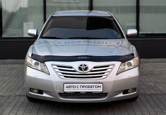 Подержанный автомобиль Toyota Camry Sedan 2008 года (8 фото)