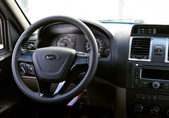 Подержанный автомобиль УАЗ Patriot 2013 года (10 фото)