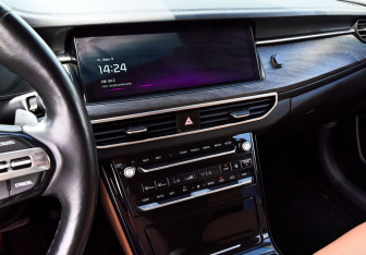 Подержанный автомобиль Kia K7 2020 года (15 фото)