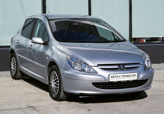 Подержанный автомобиль Peugeot 307 Hatchback 2001 года (7 фото)