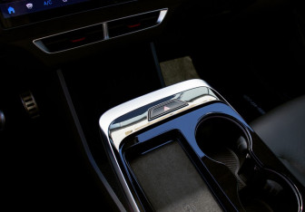 Подержанный автомобиль Jetour Dashing 2024 года (13 фото)