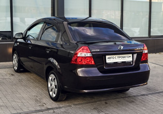 Подержанный автомобиль Ravon Nexia R3 2017 года (3 фото)