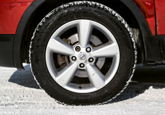 Подержанный автомобиль Nissan Qashqai 2007 года (21 фото)