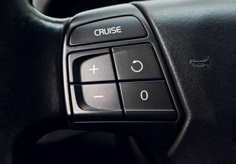 Подержанный автомобиль Volvo V50 2007 года (14 фото)