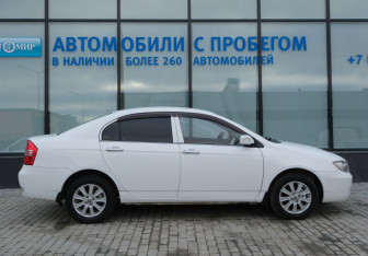 Подержанный автомобиль Lifan Solano 2013 года (6 фото)