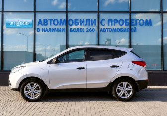 Подержанный автомобиль Hyundai ix35 2011 года (2 фото)