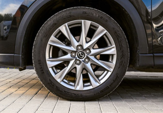 Подержанный автомобиль Mazda CX-5 2021 года (21 фото)