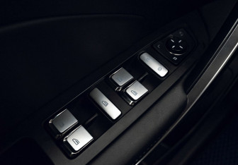 Подержанный автомобиль Geely Atlas Pro 2022 года (14 фото)