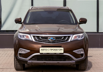 Подержанный автомобиль Geely Atlas 2019 года (8 фото)