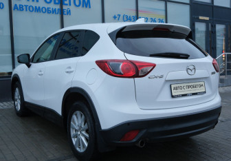 Подержанный автомобиль Mazda CX-5 2012 года (3 фото)