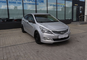 Подержанный автомобиль Hyundai Solaris Sedan 2016 года (7 фото)