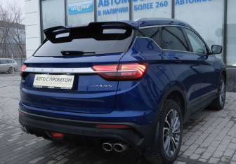 Подержанный автомобиль Geely Coolray 2021 года (5 фото)