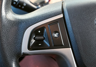 Подержанный автомобиль Hyundai Solaris Sedan 2015 года (12 фото)