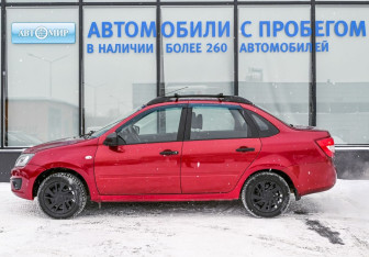 Подержанный автомобиль LADA (ВАЗ) Granta Sedan 2017 года (2 фото)