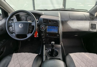 Подержанный автомобиль SsangYong Kyron 2008 года (10 фото)
