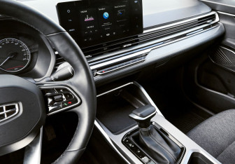 Подержанный автомобиль Geely Emgrand 2024 года (9 фото)