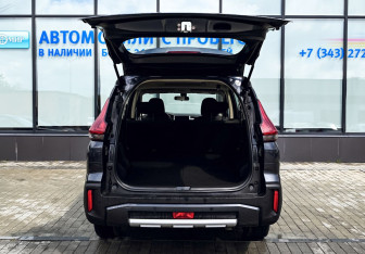 Подержанный автомобиль Mitsubishi Xpander 2022 года (22 фото)