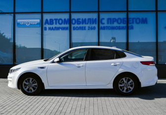 Подержанный автомобиль Kia Optima Sedan 2016 года (2 фото)