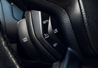 Подержанный автомобиль Ford Focus Hatchback 2013 года (16 фото)