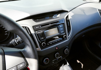 Подержанный автомобиль Hyundai Creta 2019 года (10 фото)