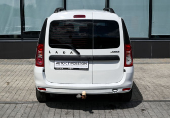 Подержанный автомобиль LADA (ВАЗ) Largus Wagon 2019 года (4 фото)