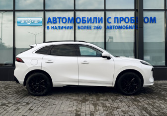 Подержанный автомобиль Forthing T5 EVO 2022 года (6 фото)