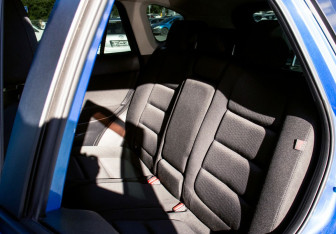 Подержанный автомобиль Mazda CX-5 2012 года (17 фото)