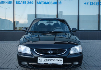 Подержанный автомобиль Hyundai Accent Sedan 2008 года (8 фото)