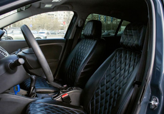 Подержанный автомобиль Renault Megane Hatchback 2013 года (14 фото)