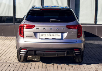 Подержанный автомобиль Haval Jolion 2024 года (4 фото)