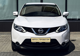 Подержанный автомобиль Nissan Qashqai 2018 года (8 фото)