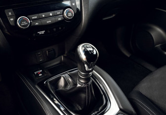 Подержанный автомобиль Nissan Qashqai 2016 года (10 фото)