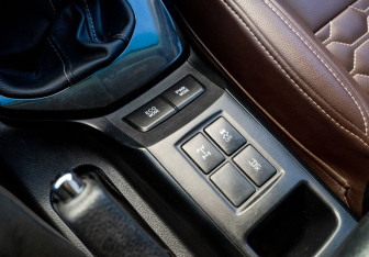 Подержанный автомобиль Toyota Fortuner 2020 года (15 фото)