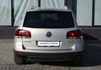 Подержанный автомобиль Volkswagen Touareg 2008 года (4 фото)