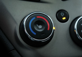 Подержанный автомобиль Chevrolet Aveo Sedan 2013 года (13 фото)