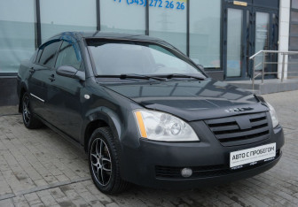 Подержанный автомобиль Vortex Estina 2009 года (7 фото)