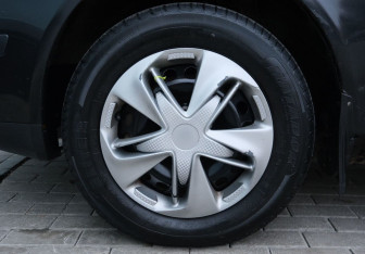 Подержанный автомобиль Skoda Octavia Liftback 2007 года (18 фото)