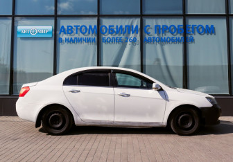 Подержанный автомобиль Geely Emgrand EC7 Sedan 2014 года (6 фото)