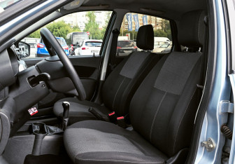Подержанный автомобиль LADA (ВАЗ) Granta Liftback 2017 года (14 фото)
