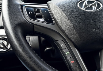 Подержанный автомобиль Hyundai i40 Sedan 2016 года (14 фото)