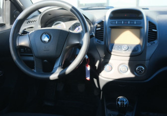 Подержанный автомобиль Geely GC6 2014 года (10 фото)