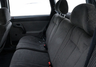 Подержанный автомобиль LADA (ВАЗ) 2111 2000 года (15 фото)