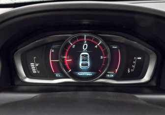 Подержанный автомобиль Volvo XC60 2014 года (9 фото)