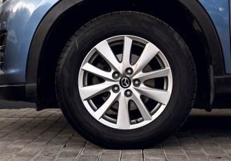 Подержанный автомобиль Mazda CX-5 2016 года (22 фото)