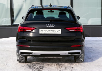 Подержанный автомобиль Audi Q3 2020 года (4 фото)